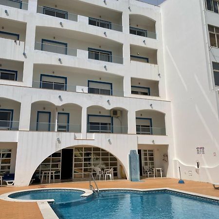 Apartamento T1 Todo Equipado Albufeira Luaran gambar