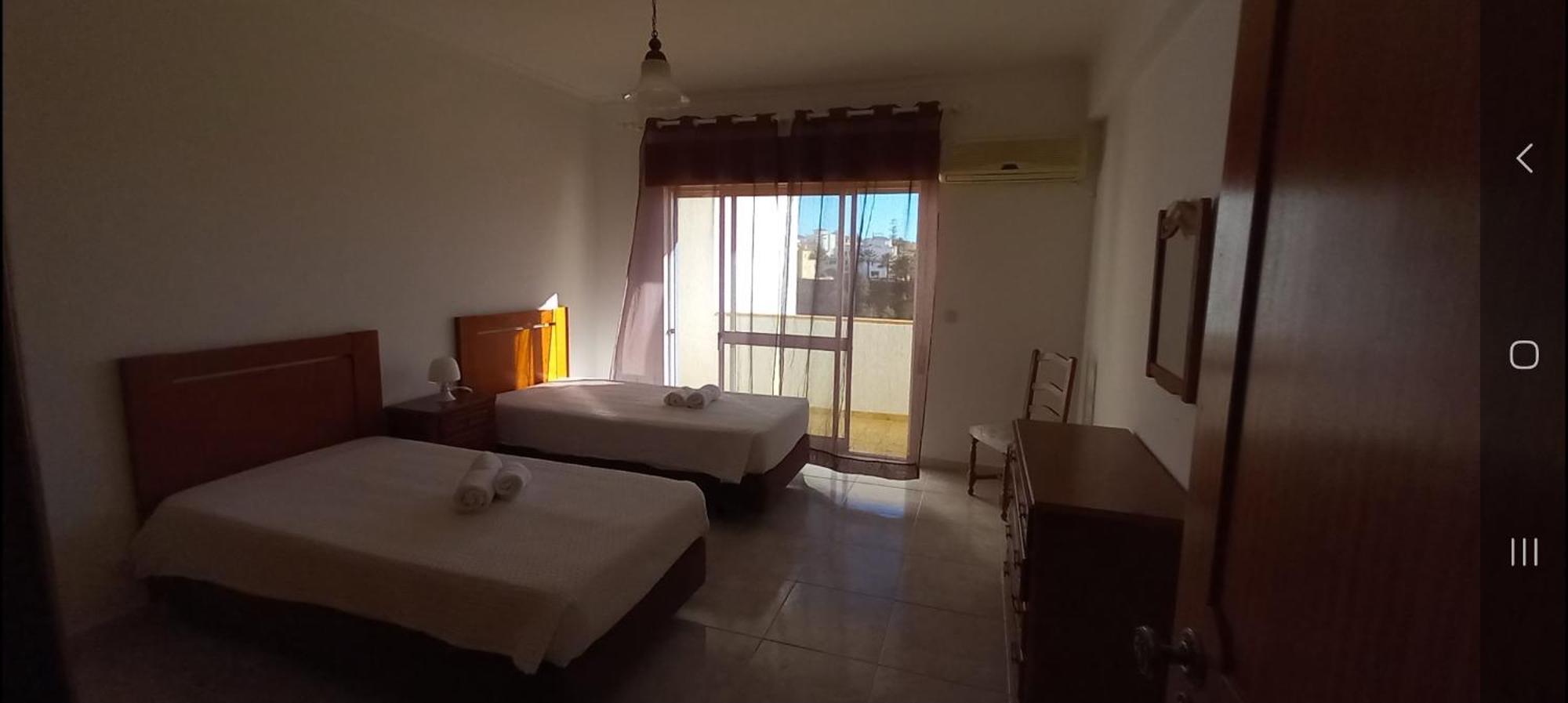 Apartamento T1 Todo Equipado Albufeira Luaran gambar