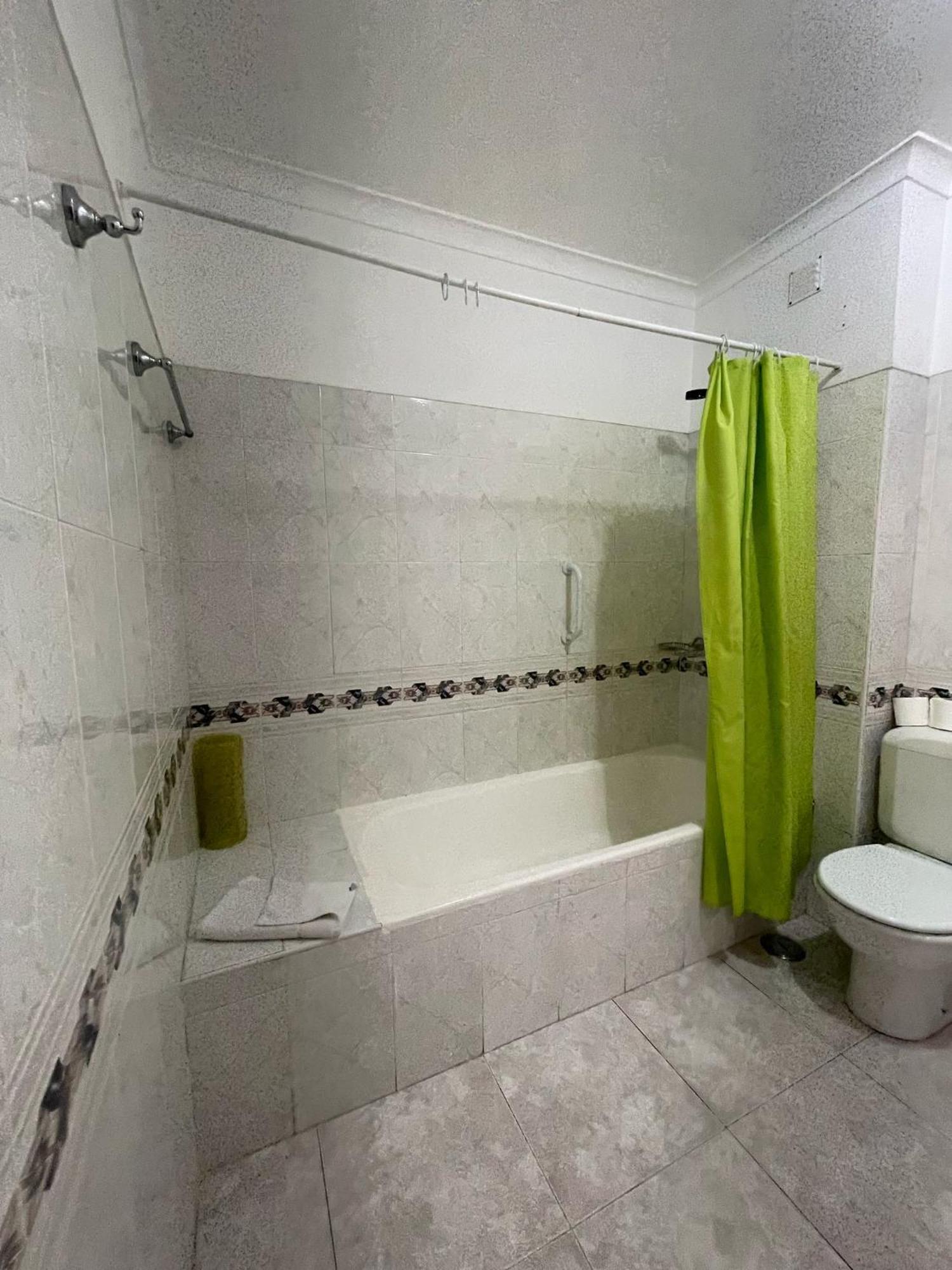 Apartamento T1 Todo Equipado Albufeira Luaran gambar